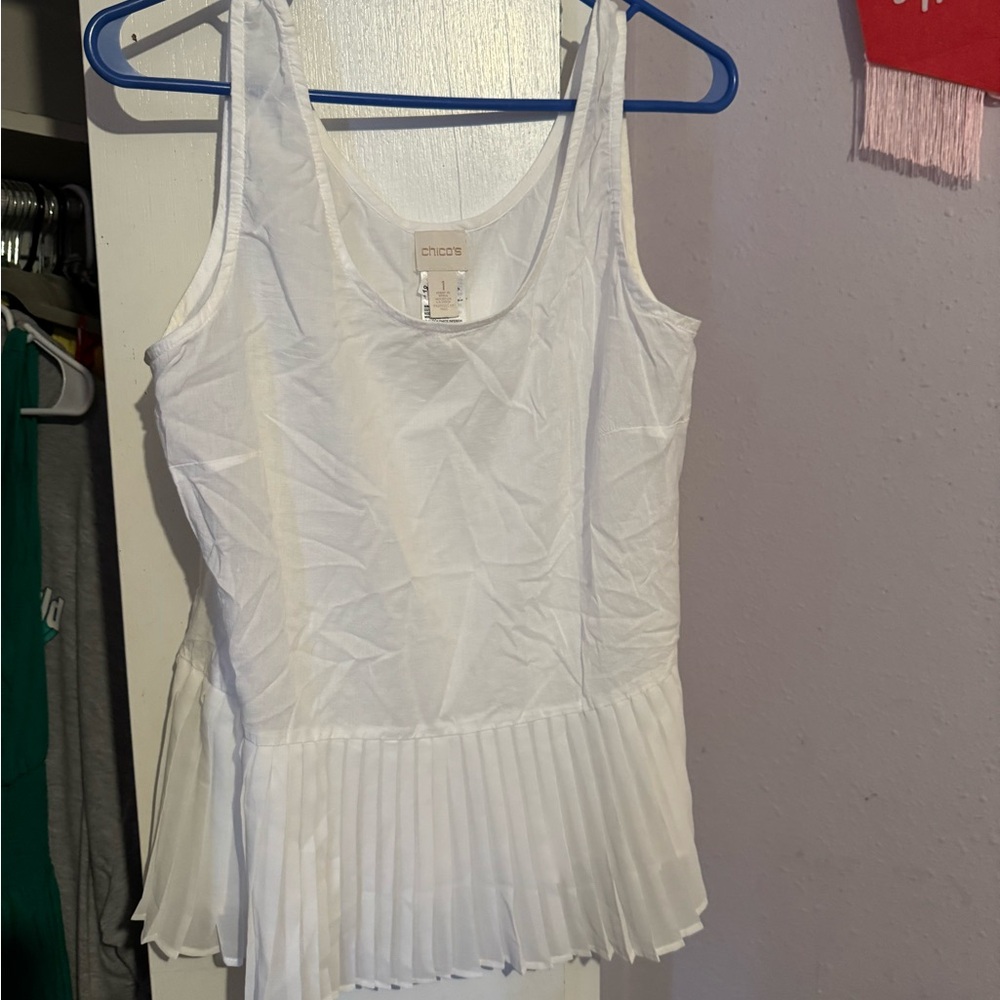 Chico’s White Pleated Hem Sleeveless Blouse Size 1